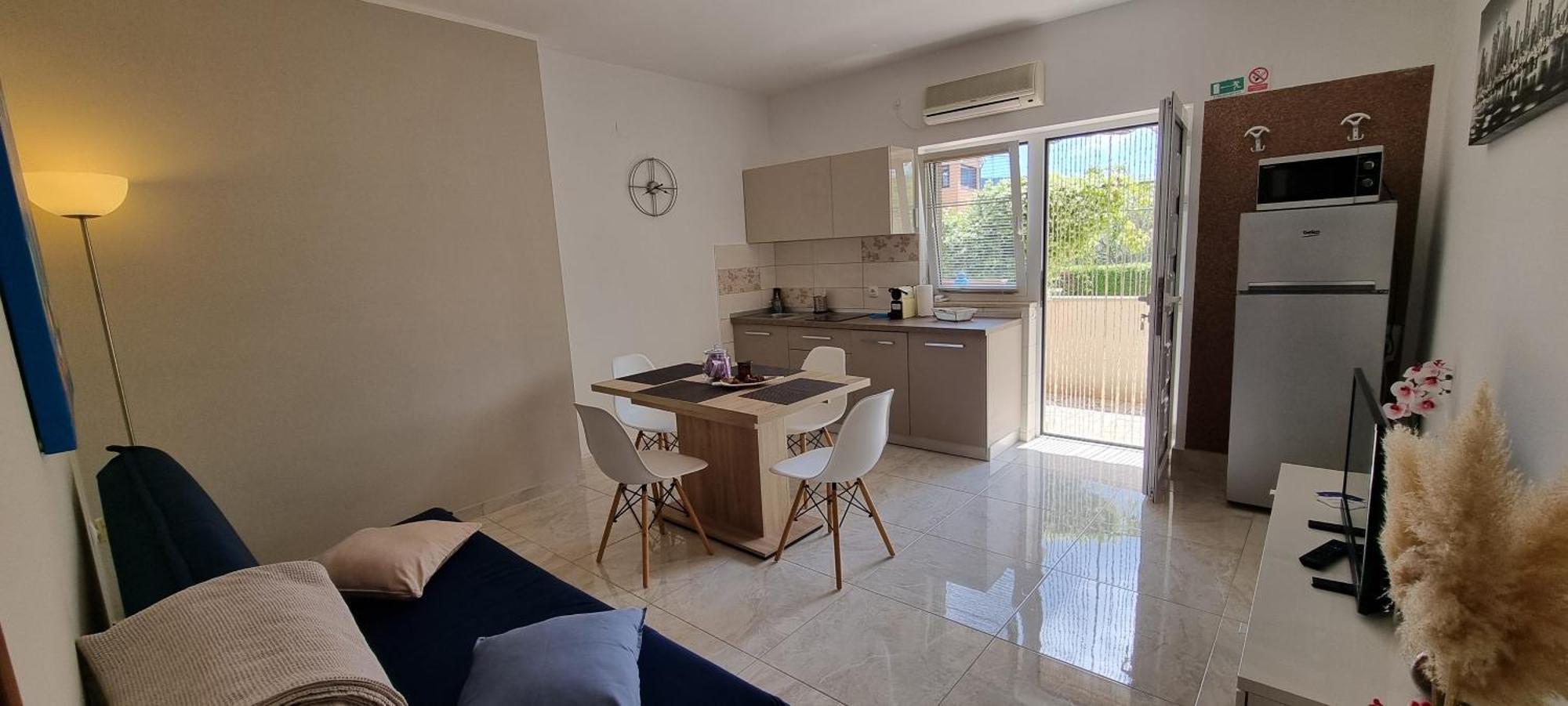 Apartment Rajci Cres Bagian luar foto